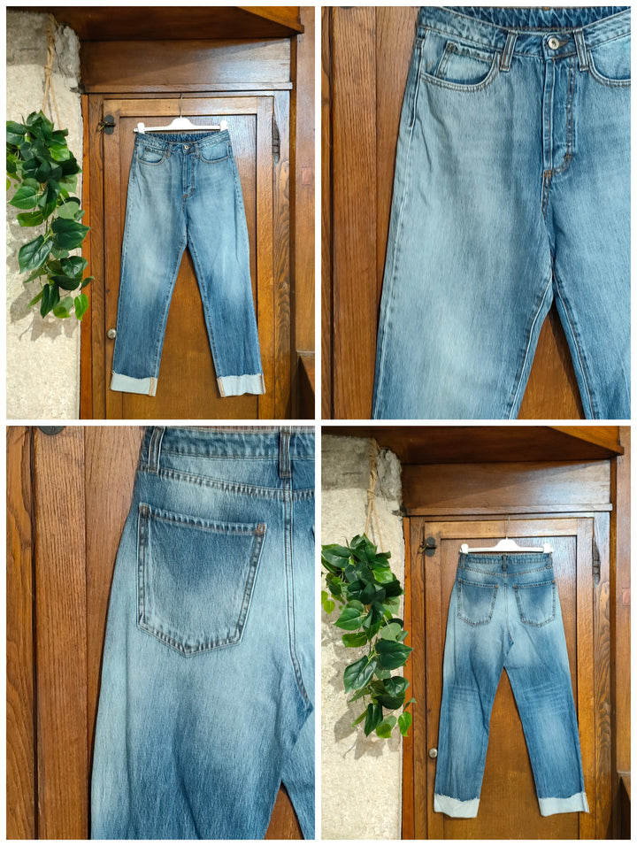 Pantaloni jeans