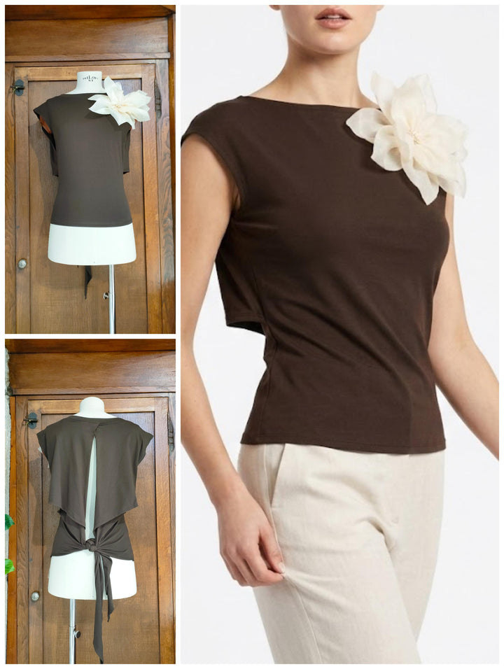 T-shirt spilla fiore
